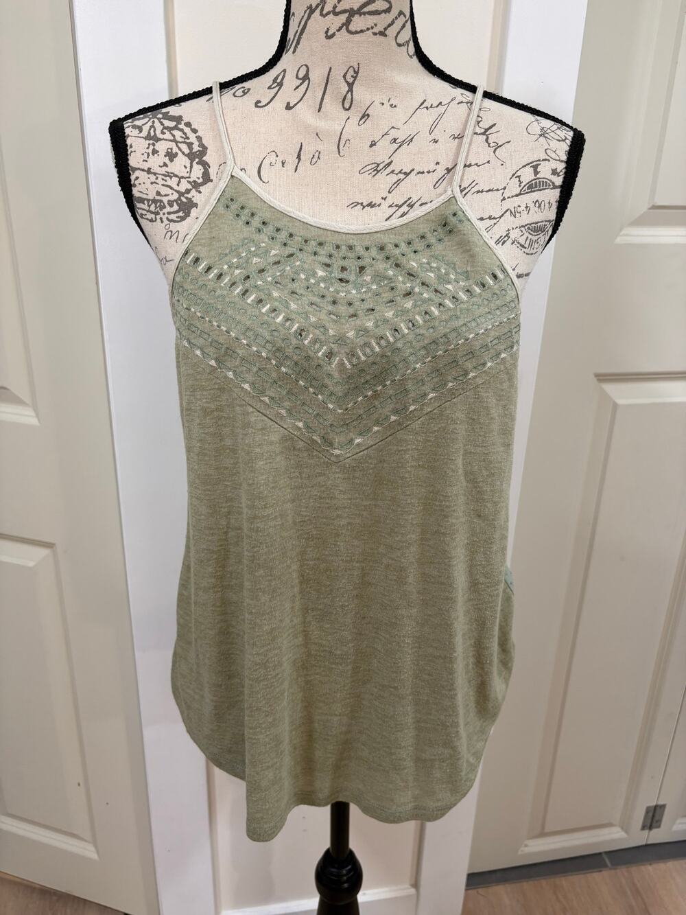 Miss Me Light Green Boho Tank Top Size Large